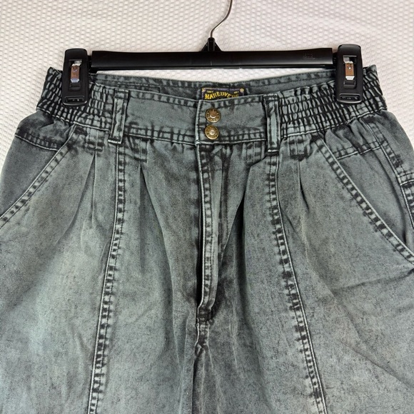 Vintage Maneuvers Jean Shorts - Picture 2 of 8